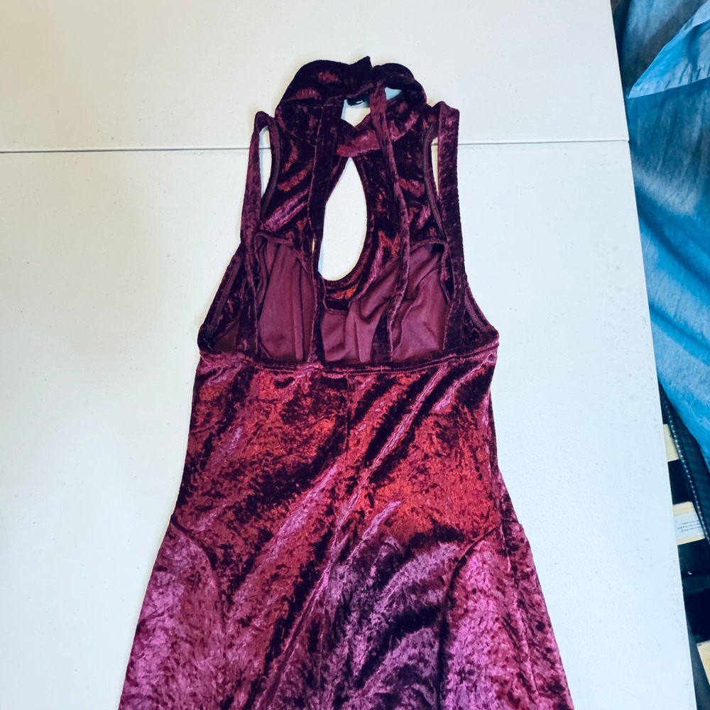NWT VTG Carabella Y2K Crushed‎ Velvet High Neck Cutout Backless Midi Dress M - Picture 7 of 9